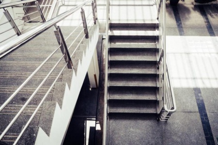 Comment r&eacute;ussir la fabrication d'escaliers marins de qualit&eacute; ?