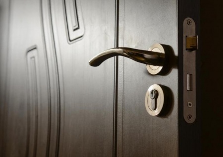 Portes blind&eacute;es &agrave; Marines : quel niveau de s&eacute;curit&eacute; choisir ?